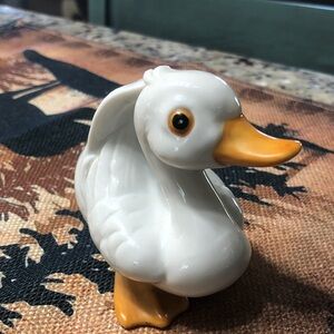 Homco Home Interior White and Yellow Ceramic Duck Figurine - Vintage